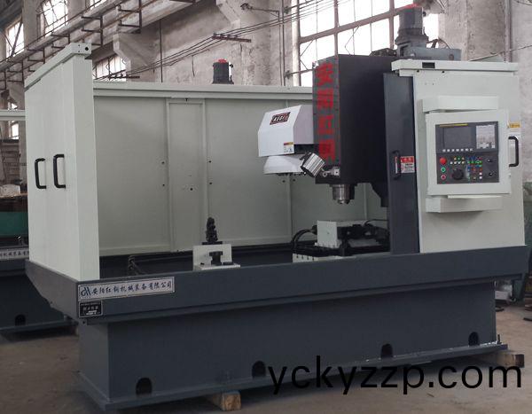 前軸(zhou)鎖(suo)銷孔(kong)專(zhuan)用(yong)加工